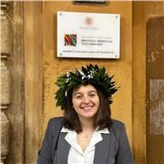 Laureata in Lettere Moderne, offro lezioni di latino e italiano a studenti di tutte le età.